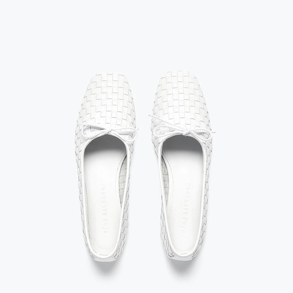 Freda Salvador Shoes - BNWT Freda Salvador Jada Flats in White Size 8